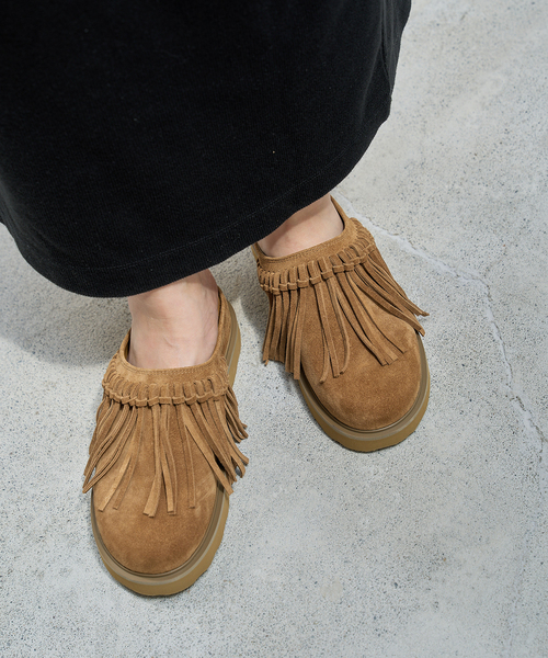 MOHI（モヒ）の「MOHI/ モヒ FRINGE クロッグ（その他シューズ・レディース・キャメル/ベージュ・23cm/24.5cm/24cm/23.5cm）」の6枚目の写真