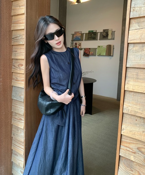 FAVORITO(ファヴォリート)の「ノースリーブトップススカートセットアップ(セットアップ・レディース・ブルー・S/M/L)」の5枚目の写真