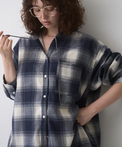 CIAOPANIC TYPY(チャオパニックティピー)の「∴【ZOZO限定】裾バルーンチェックチュニックブラウス(シャツ/ブラウス・レディース・ネイビー/ブラウン/ブラック・ONE SIZE)」の1枚目の写真