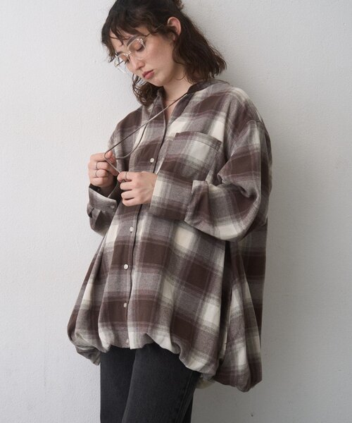 CIAOPANIC TYPY(チャオパニックティピー)の「∴【ZOZO限定】裾バルーンチェックチュニックブラウス(シャツ/ブラウス・レディース・ネイビー/ブラウン/ブラック・ONE SIZE)」の16枚目の写真