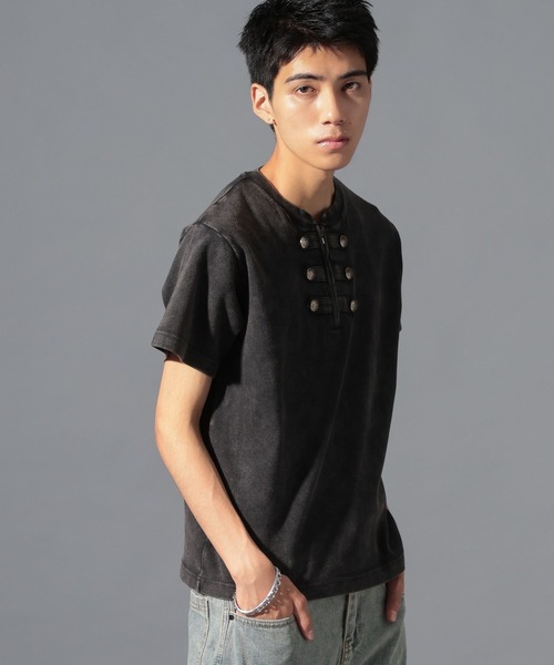 LAND MUSEUM(ランドミュージアム)の「LAND MUSEUM/ナポレオンヘンリーネックTシャツ(Tシャツ/カットソー・メンズ・スモーク/ブラック・LARGE/MEDIUM)」の3枚目の写真
