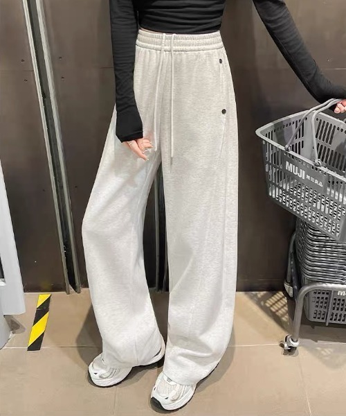 Vipoa（ヴィポア）の「ベーシックルーズスウェットパンツ（スウェットパンツ・レディース・ライトグレー/ネイビー/ブラック/グレー・FREE）」の18枚目の写真