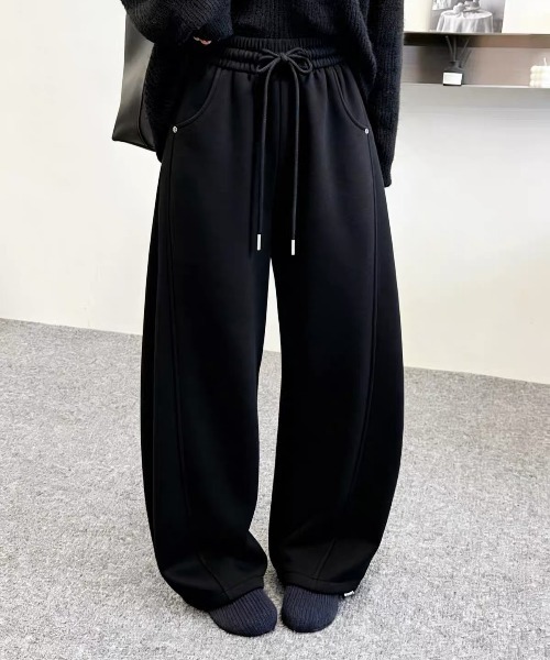 Vipoa（ヴィポア）の「ベーシックルーズスウェットパンツ（スウェットパンツ・レディース・ライトグレー/ネイビー/ブラック/グレー・FREE）」の15枚目の写真