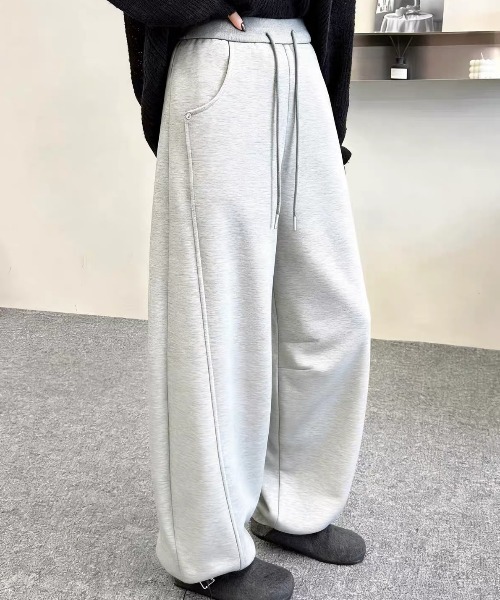 Vipoa（ヴィポア）の「ベーシックルーズスウェットパンツ（スウェットパンツ・レディース・ライトグレー/ネイビー/ブラック/グレー・FREE）」の11枚目の写真