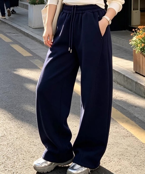 Vipoa（ヴィポア）の「ベーシックルーズスウェットパンツ（スウェットパンツ・レディース・ライトグレー/ネイビー/ブラック/グレー・FREE）」の8枚目の写真