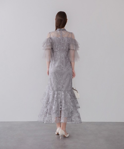 Leja(レジャ)の「【LEJA】ハイネックドロップホールフリルチュールスパンコールマーメイドワンピースドレス美脚効果結婚式 パーティードレス 成人式 二次会 同窓会 お呼ばれ オケージョン 20代 30代(ドレス・レディース・グレー/モカ・SMALL/MEDIUM)」の13枚目の写真