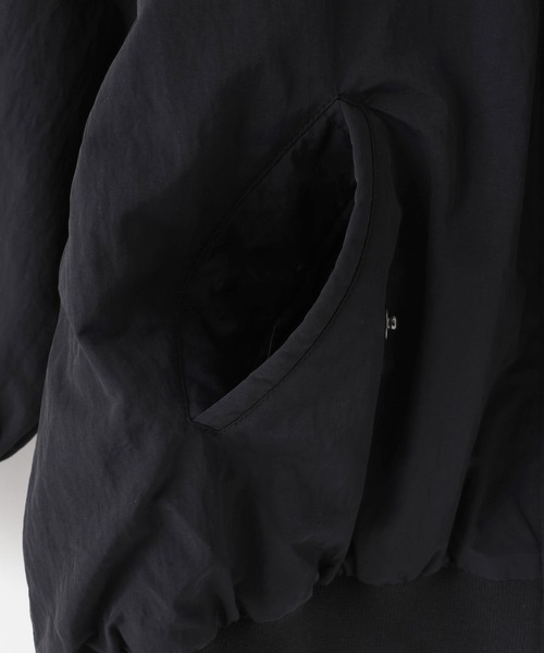LOWRYS FARM(ローリーズファーム)の「MA-1 1053987(MA-1・キッズ・ブラック/アイボリー・110cm/120cm/130cm/140cm/150cm)」の7枚目の写真