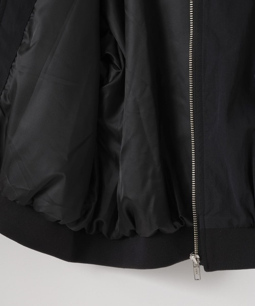 LOWRYS FARM(ローリーズファーム)の「MA-1 1053987(MA-1・キッズ・ブラック/アイボリー・110cm/120cm/130cm/140cm/150cm)」の8枚目の写真