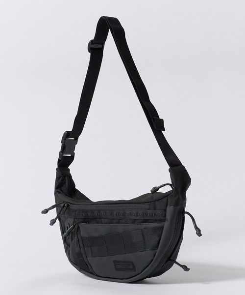 WHITE MOUNTAINEERING(ホワイトマウンテニアリング)の「White Mountaineering/ホワイトマウンテニアリング×BRIEFING/ブリーフィング WM×BRIEFING NEOCHROME CROSS BODY コラボアイテム ナイロン ショルダーバッグ ウエストバッグ メンズ アウトドア カジュアル 2026年秋冬 秋服(ショルダーバッグ・メンズ・ブラック・FREE)」の2枚目の写真