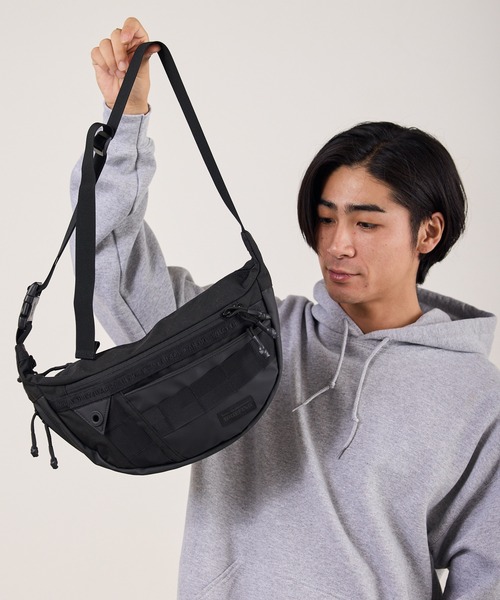 WHITE MOUNTAINEERING(ホワイトマウンテニアリング)の「White Mountaineering/ホワイトマウンテニアリング×BRIEFING/ブリーフィング WM×BRIEFING NEOCHROME CROSS BODY コラボアイテム ナイロン ショルダーバッグ ウエストバッグ メンズ アウトドア カジュアル 2026年秋冬 秋服(ショルダーバッグ・メンズ・ブラック・FREE)」の19枚目の写真