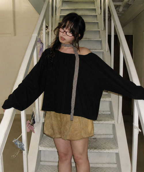 RONRON（ロンロン）の「DRAWSTRING BALLOON SHORTS SUEDE BROWN（その他パンツ・レディース・その他・FREE）」の5枚目の写真