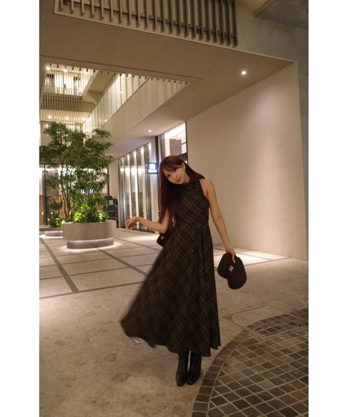 MISTREASS（ミストレアス）の「Plaid Halter Flare Dress（ワンピース・レディース・ベージュ/ブラウン/ブラック・FREE）」の19枚目の写真