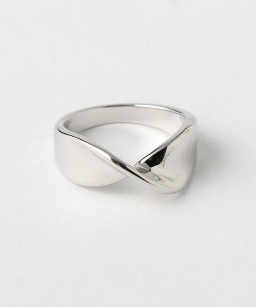 BEAUTY&YOUTH UNITED ARROWS（ビューティーアンドユースユナイテッドアローズ）の「BY ヘンケイリング ：（リング・レディース・ゴールド/シルバー/Off White/Black・11/フリー）」の2枚目の写真