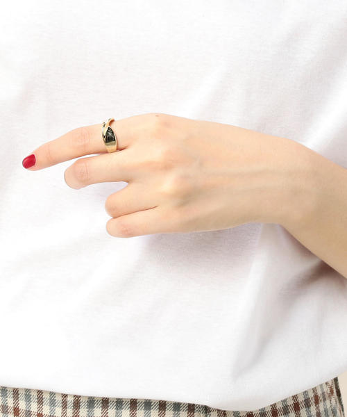 BEAUTY&YOUTH UNITED ARROWS（ビューティーアンドユースユナイテッドアローズ）の「BY ヘンケイリング ：（リング・レディース・ゴールド/シルバー/Off White/Black・11/フリー）」の7枚目の写真