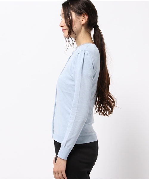 NATURAL BEAUTY BASIC（ナチュラルビューティーベーシック）の「UVカットフラワー釦カーディガン（カーディガン/ボレロ・レディース・ネイビー/ブルー/カーキ・MEDIUM）」の5枚目の写真