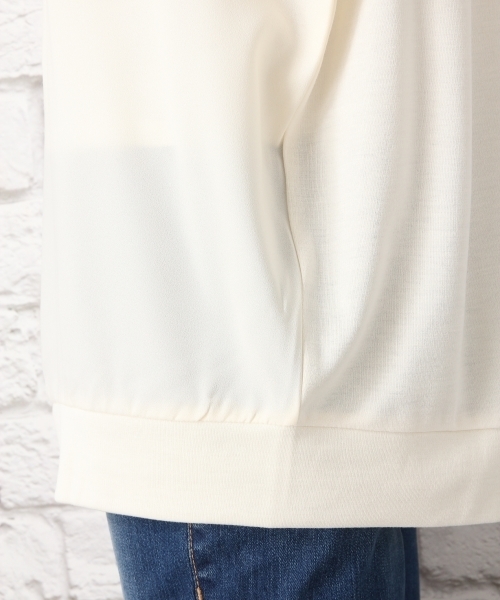 LEPSIM（レプシィム）の「ポンチドレープ2WAYプルオーバー　734938（Tシャツ/カットソー・レディース・アイボリー/ブラック/レッドパープル・FREE）」の6枚目の写真