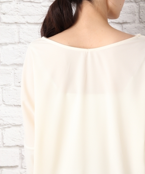 LEPSIM（レプシィム）の「ポンチドレープ2WAYプルオーバー　734938（Tシャツ/カットソー・レディース・アイボリー/ブラック/レッドパープル・FREE）」の7枚目の写真