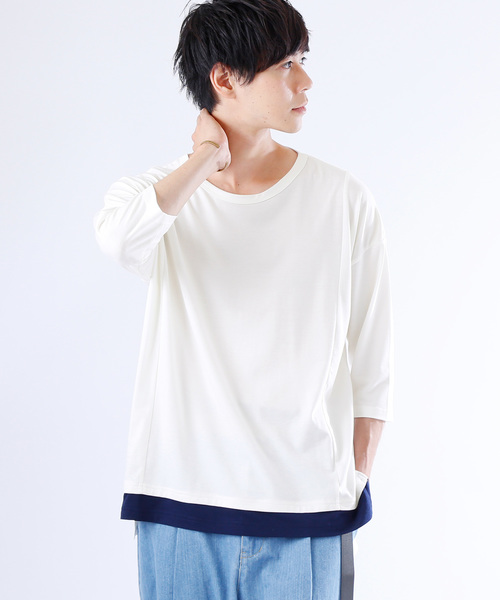 MONO-MART(モノマート)の「ドロップショルダー裾レイヤードヘムラインカットソー(3/4スリーブ)(Tシャツ/カットソー・メンズ・ブルー系その他/ホワイト系その他/ブラック系その他/グレー系その他/ブルー系その他2・FREE)」の2枚目の写真