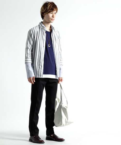 MONO-MART(モノマート)の「ドロップショルダー裾レイヤードヘムラインカットソー(3/4スリーブ)(Tシャツ/カットソー・メンズ・ブルー系その他/ホワイト系その他/ブラック系その他/グレー系その他/ブルー系その他2・FREE)」の10枚目の写真