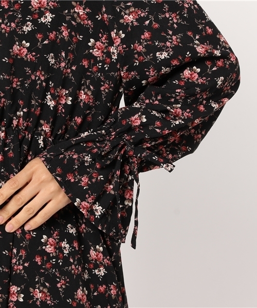 Honeys（ハニーズ）の「花柄ワンピース（ワンピース・レディース・ブラック系その他/ブルー系その他/レッド系その他・M/L）」の7枚目の写真