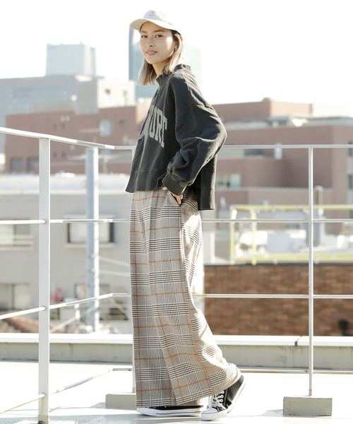 DOUBLE NAME（ダブルネーム）の「ピグメントＢＩＧオフショル裏毛プルオーバー（Tシャツ/カットソー・レディース・ライトグレー/ブラック/グリーン・FREE）」の10枚目の写真