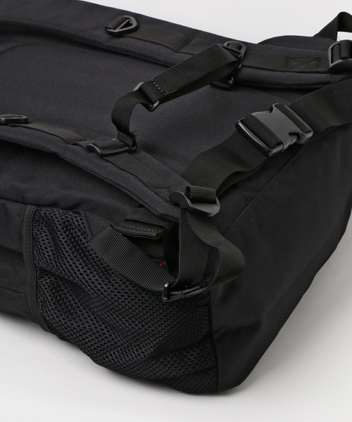 THRASHER（スラッシャー）の「【THRASHER / スラッシャー】 ボードフラップ リュック (コーデュラファブリック)（バックパック/リュック・メンズ・ブラック・FREE）」の3枚目の写真