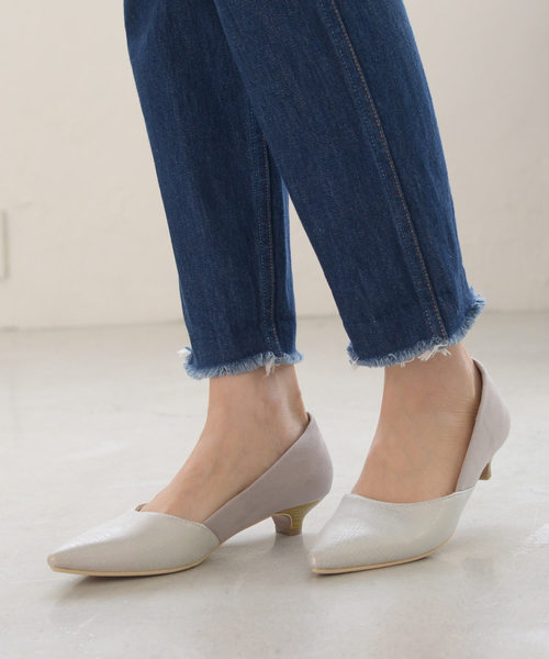 AmiAmi（アミアミ）の「バイカラー3cmヒールパンプス（パンプス・レディース・オレンジ/シルバーグレー/ベージュ系その他/レッド系その他/ブルー系その他3/ブラック系その他/レッド系その他2/ベージュ系その他2/ブラック/パイソン/ブルー系その他/ブラック系その他2/ホワイト系その他/ベージュ/ホワイト×ネイビー/ブラック系その他3/ブラウン系その他/ゴールド/シルバー系その他/ブラウン/アイボリー/ゼブラ/アニマル/ベージュ系その他3/グリーン/シルバー/ホワイト系その他2/ブロンズ・35/38/39/34/36/37/40）」の9枚目の写真