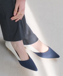 AmiAmi（アミアミ）の「バイカラー3cmヒールパンプス（パンプス・レディース）」