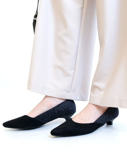 AmiAmi（アミアミ）の「バイカラー3cmヒールパンプス（パンプス・レディース・オレンジ/シルバーグレー/ベージュ系その他/レッド系その他/ブルー系その他3/ブラック系その他/レッド系その他2/ベージュ系その他2/ブラック/パイソン/ブルー系その他/ブラック系その他2/ホワイト系その他/ベージュ/ホワイト×ネイビー/ブラック系その他3/ブラウン系その他/ゴールド/シルバー系その他/ブラウン/アイボリー/ゼブラ/アニマル/ベージュ系その他3/グリーン/シルバー/ホワイト系その他2/ブロンズ・35/38/39/34/36/37/40）」の8枚目の写真