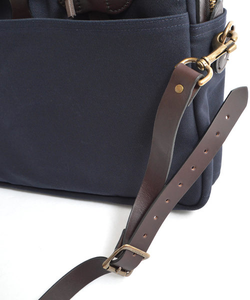ROOPTOKYO（ループトウキョウ）の「FILSON / フィルソン オリジナルブリーフケース ORIGINAL BRIEAF CASE（ビジネスバッグ・メンズ・ネイビー/タン・FREE）」の17枚目の写真
