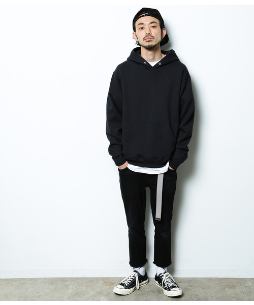 Russell Athletic(ラッセルアスレティック)の「【RUSSELL for ADAM ET ROPE'】ビッグシルエットパーカー(スウェット・メンズ・キナリ/ブラック/ダークブラウン/ピンク・M/L)」の9枚目の写真