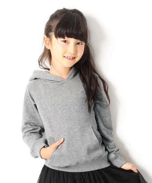 devirock（デビロック）の「無地スウェット長袖パーカー プルパーカー（パーカー・キッズ・ネイビー/杢グレー/グリーン系その他/レッド系その他/スモークピンク/グリーン系その他2/ブラック/ベージュ・140cm/150cm/100cm/130cm/120cm/160cm/110cm）」の3枚目の写真