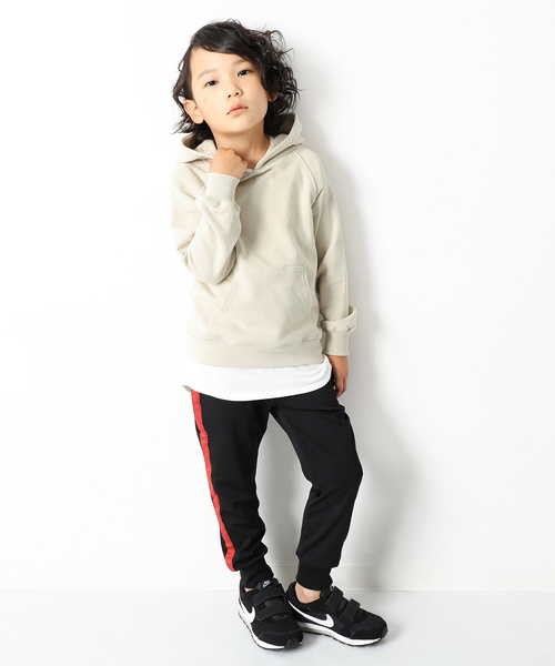 devirock（デビロック）の「無地スウェット長袖パーカー プルパーカー（パーカー・キッズ・ネイビー/杢グレー/グリーン系その他/レッド系その他/スモークピンク/グリーン系その他2/ブラック/ベージュ・140cm/150cm/100cm/130cm/120cm/160cm/110cm）」の11枚目の写真