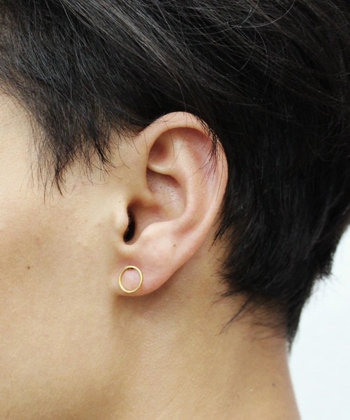 Vaya Con Dios（ヴァヤコンディオス）の「【VayaConDios/ヴァヤコンディオス】ステンレス製 サークルスタッド ピアス[片耳用]（ピアス（片耳用）・レディース・シルバー/ゴールド/ピンクゴールド/ブラック・FREE）」の6枚目の写真