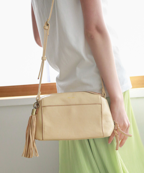 niko and...（ニコアンド）の「オリジナルタッセルお財布ショルダーバッグ（ショルダーバッグ・レディース・ベージュ/グリーン/ブラック/ライトブラウン/スカイブルー/その他1/パープル/オフホワイト/イエロー・FREE/0）」の4枚目の写真