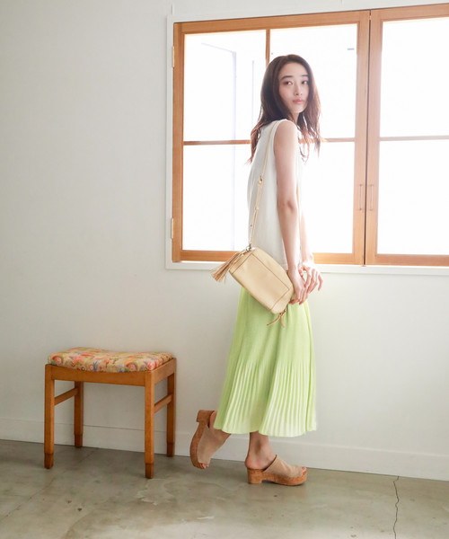 niko and...（ニコアンド）の「オリジナルタッセルお財布ショルダーバッグ（ショルダーバッグ・レディース・ベージュ/グリーン/ブラック/ライトブラウン/スカイブルー/その他1/パープル/オフホワイト/イエロー・FREE/0）」の13枚目の写真