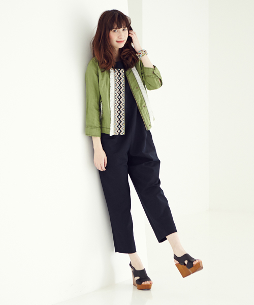 Another Edition（アナザーエディション）の「AE JQ TAPE BLSN ◆（ブルゾン・レディース・ホワイト/ベージュ/オリーブ・SMALL/MEDIUM）」の4枚目の写真