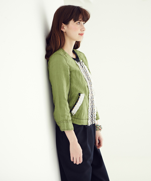 Another Edition（アナザーエディション）の「AE JQ TAPE BLSN ◆（ブルゾン・レディース・ホワイト/ベージュ/オリーブ・SMALL/MEDIUM）」の5枚目の写真