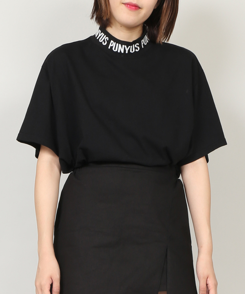 PUNYUS（プニュズ）の「ロゴジャガ－ドハイネックＴ（Tシャツ/カットソー・レディース・ホワイト/ブラック・1/2/4/3）」の2枚目の写真