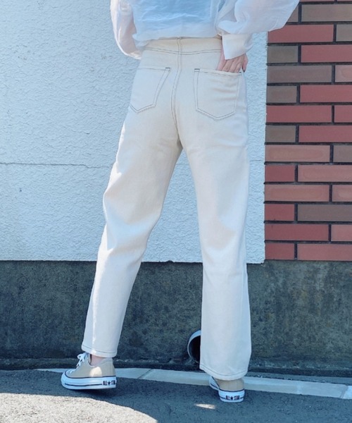 ap retro（アプレトロ）の「ストレートデニムパンツ【ZOZO限定アイテム】（デニムパンツ・レディース・サックスブルー/キナリ/ブルー/アイボリー/インディゴブルー/ブラック・M/L/LARGE/MEDIUM）」の10枚目の写真