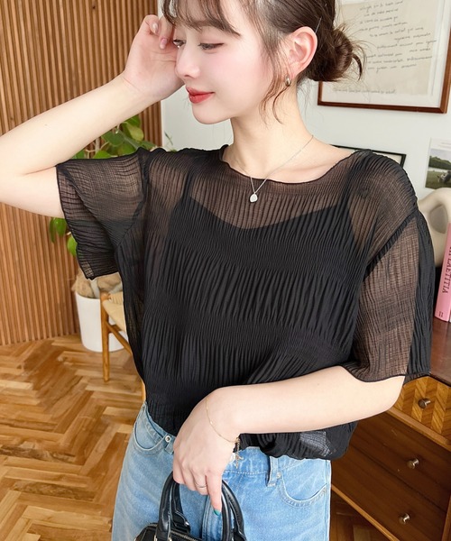 moment+（モーメントプラス）の「【累計販売枚数2万枚突破！】インナーキャミ付きマジョリカプリーツ半袖メローシアープルオーバー（シャツ/ブラウス・レディース・ブラック/オフホワイト/ライトグリーン/グレイッシュベージュ/パープル/ブラウン/オレンジ/ブラック系その他/ホワイト系その他/ミント/ベージュ/ライトベージュ/アイボリー/ナチュラル・M/L）」の22枚目の写真