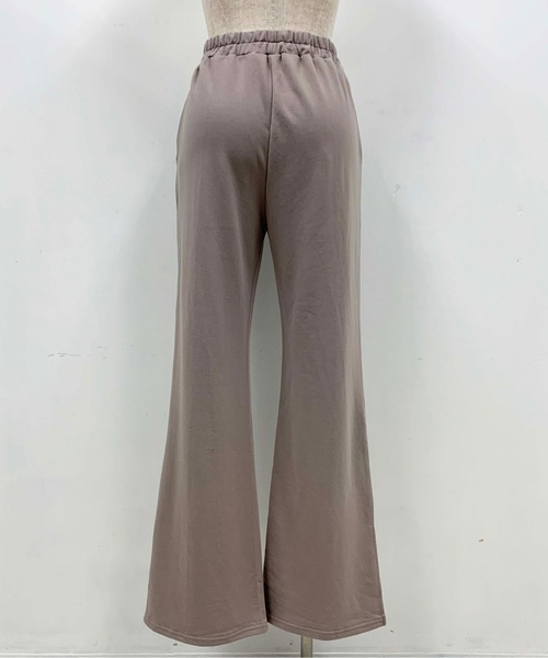 PICCIN（ピッチン）の「【WEB限定】ミニ裏毛フレアパンツ（その他パンツ・レディース・グレイッシュベージュ/ブルーグレー/ブラック・M）」の14枚目の写真