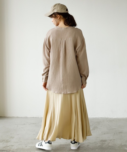 Auntie Rosa Holiday(アンティローザホリデー)の「キーネックダブルガーゼシャツ(シャツ/ブラウス・レディース・ホワイト/ブラック/パープル/イエロー/ブルー/グリーン/モカ・FREE)」の18枚目の写真