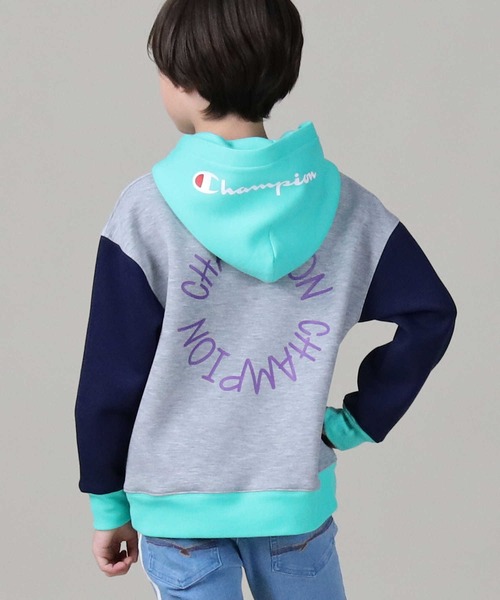 Champion（チャンピオン）の「【Champion】クレイジー切り替えパーカー（パーカー・キッズ・パープル/グリーン・120/140/130/105）」の5枚目の写真