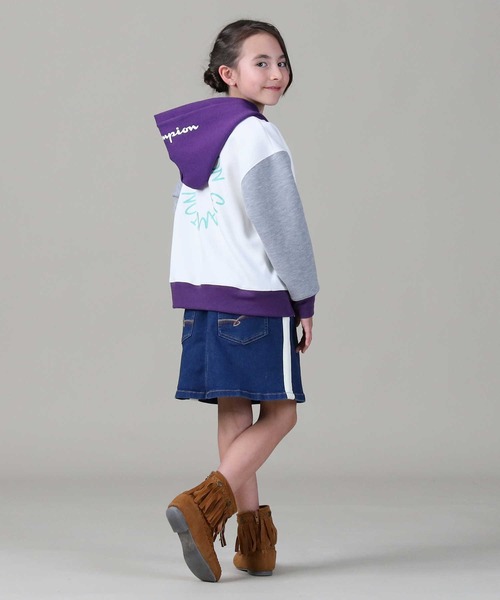 Champion（チャンピオン）の「【Champion】クレイジー切り替えパーカー（パーカー・キッズ・パープル/グリーン・120/140/130/105）」の12枚目の写真