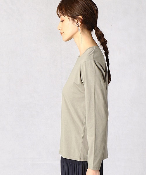 Comme　Ca　Mature（コムサマチュア）の「長袖　ロゴTシャツ（Tシャツ/カットソー・レディース・カーキ/ホワイト・MEDIUM/LARGE）」の8枚目の写真