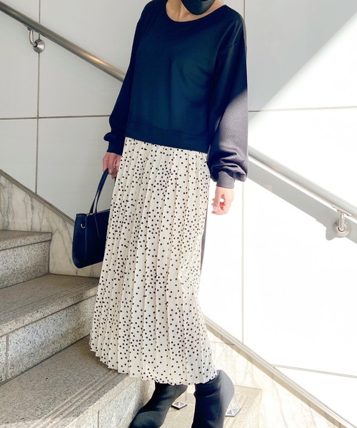 MIIA（ミーア）の「【ZOZO限定】プリーツ切替2ＷＡＹワンピース（ワンピース・レディース・ブラック/ベージュ/モカ・FREE）」の5枚目の写真