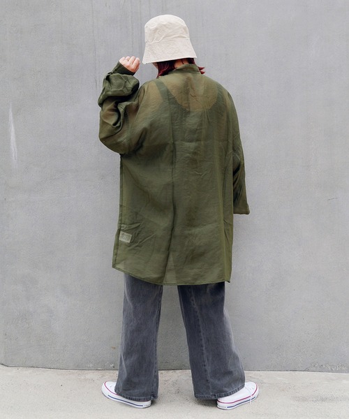 179/WG（イチナナキュウダブルジー）の「切り替えビッグシャツ（シャツ/ブラウス・レディース・ライトグレー/ブラウン/カーキ・MEDIUM）」の7枚目の写真