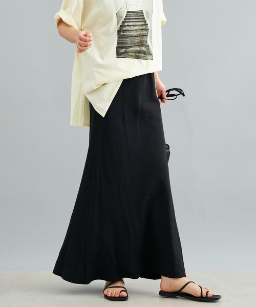 DouDou(ドゥドゥ)の「テンセル麻スカート(スカート・レディース・ブラック/カーキ・FREE)」の2枚目の写真