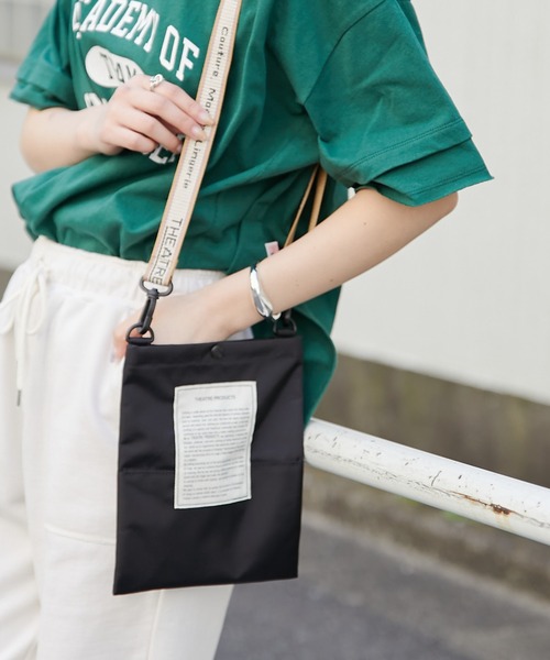 THEATRE PRODUCTS（シアタープロダクツ）の「【WEB限定カラー有り】【THEATRE PRODUCTS×CIAOPANIC TYPY】サコッシュ（ボディバッグ/ウエストポーチ・レディース・グレー/ブラック/ベージュ/パープル・ONE SIZE）」の18枚目の写真